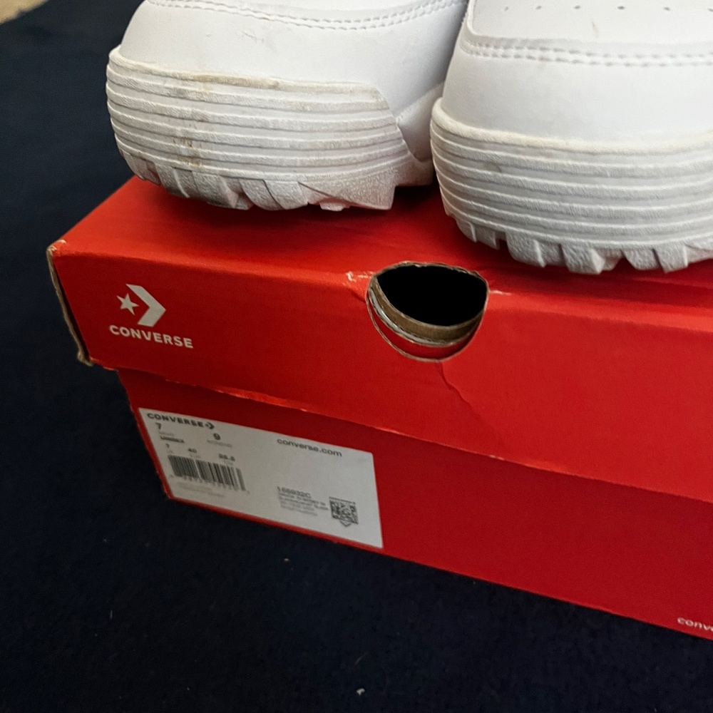 FILA sneaker 7.5 mens - Picture 5 of 7